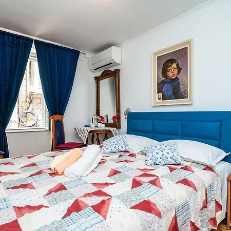 Guest house Fausta Old Town