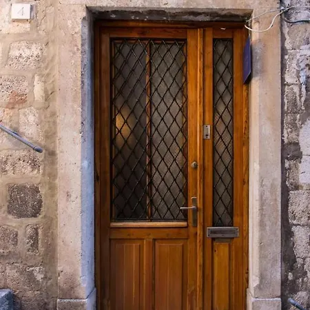 Fausta Old Town * Ragusa